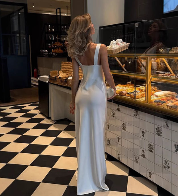 Women's Fashion French Style  Sleeveless V-Neck Swing Collar Dress Satin Dinner Dresses Chest Pleat Design Elegant Textured Slim Fit Party Socialite Dress